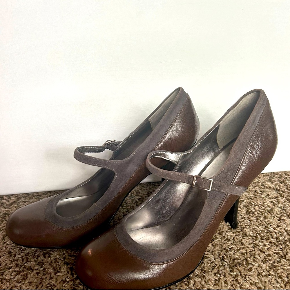 Nine West taupe Mary Jane style stiletto. Worn once.